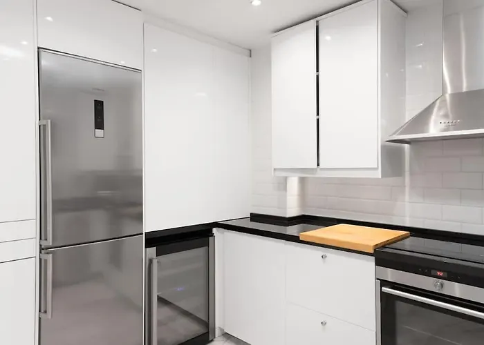 2 Bed In Magna With Sea Views شقة ماربيا