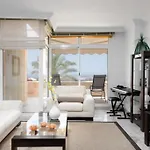 Apartment 2 Bed In Magna With Sea Views *