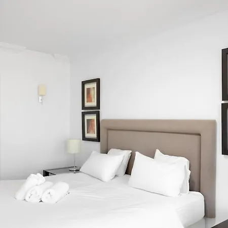 2 Bed In Magna With Sea Views * Marbella