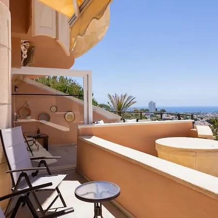 2 Bed In Magna With Sea Views Марбелья